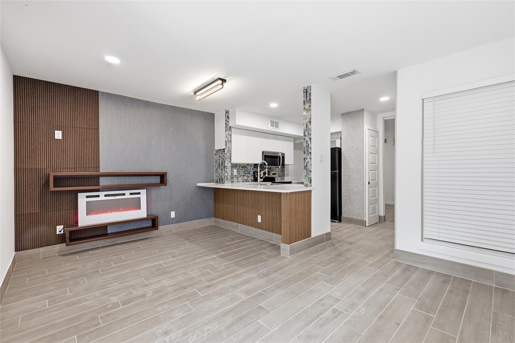 Richland Trace Condos - Residential