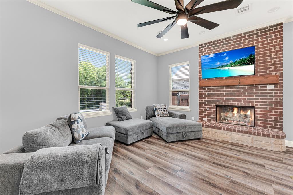 VAN ALSTYNE - Residential