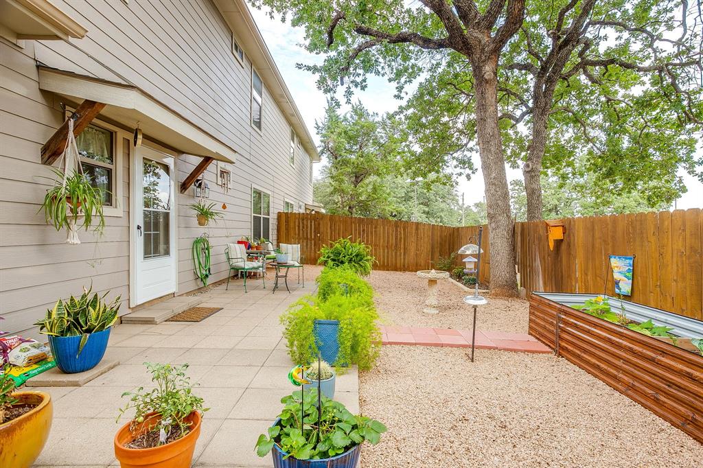 Cobblestone Court - Residential