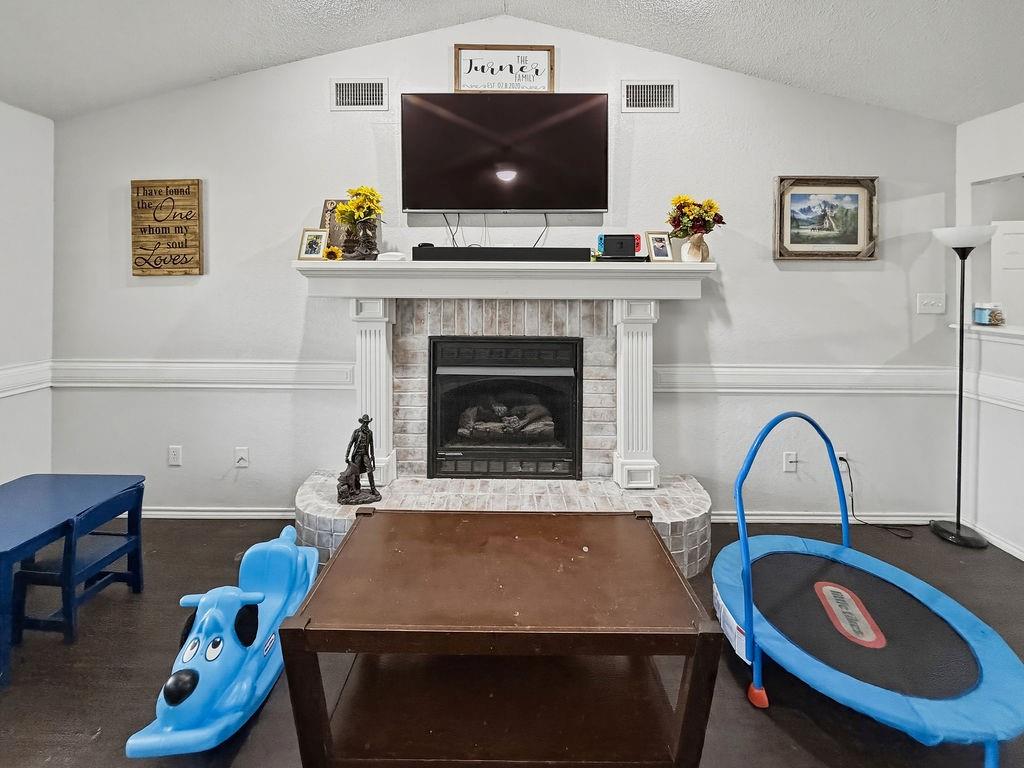 Woodbridge Crossing Rev - Residential