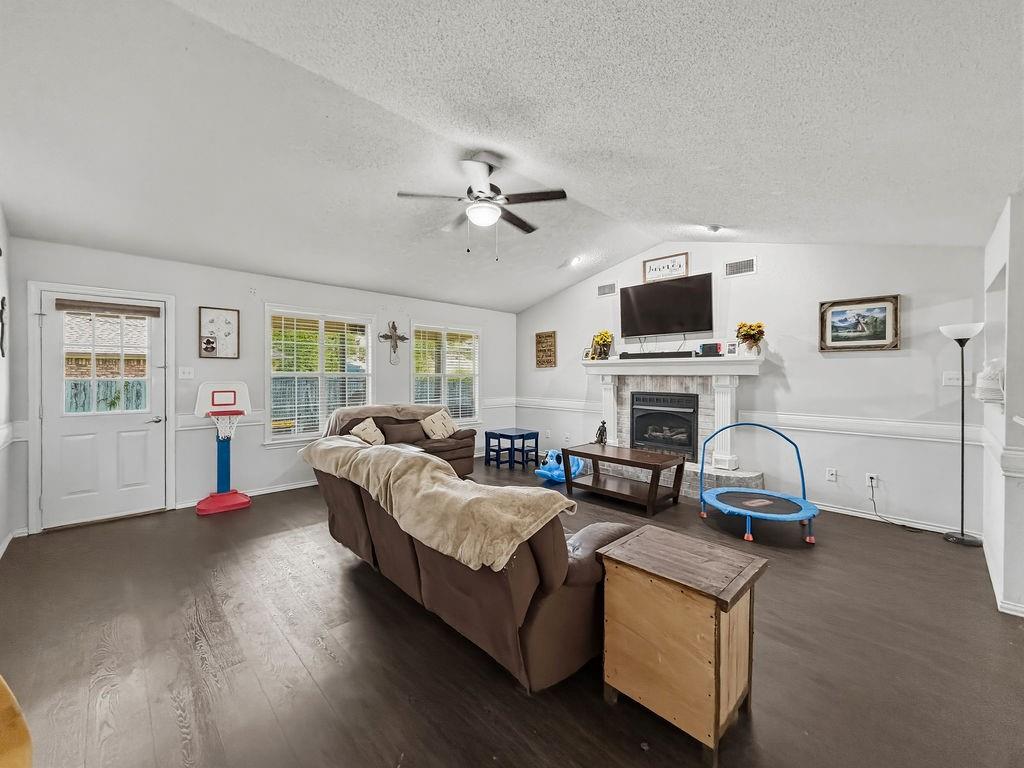 Woodbridge Crossing Rev - Residential