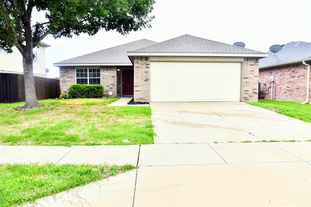 Priced to Sell!! Move in Ready!! Nestled in the sought-after Valley Brook Estates within the Keller ISD, this charming 3-bedroom, 2-bathroom home offers a perfect blend of comfort, convenience, and connectivity. Spacious Open Floor Plan: The expansive living room seamlessly flows into the kitchen and dining areas, ideal for family gatherings and entertaining guests. Well-Equipped Kitchen: Ample cabinet storage and functional layout make this kitchen perfect for home chefs. Private Master Suite: Features a walk-in closet and an en-suite bathroom, providing a personal retreat. Generously Sized Secondary Bedrooms: Two additional bedrooms offer space for family, guests, or a home office. Convenient Utility Room: Full-sized, separate utility room adds practicality. Outdoor Living: Enjoy the backyard with a privacy fence and serene greenbelt views. Community Amenities: Access to HOA-managed community pool and park enhances your living experience. Prime Location & Accessibility: Shopping & Dining: Minutes from major shopping centers, grocery stores, and popular dining options. Schools: Zoned for top-rated Keller ISD schools, ensuring quality education nearby. Highways: Quick access to I-35W and other major thoroughfares makes commuting across Fort Worth and surrounding areas effortless. All information provided is deemed reliable but is not guaranteed. Prospective buyers and their agents are advised to independently verify all measurements, square footage, and property details.