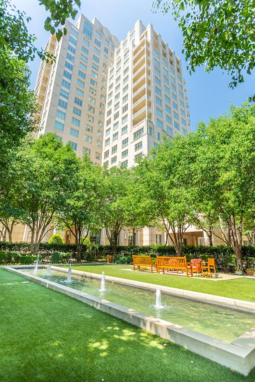 Ritz-Carlton Residences 1 - Residential
