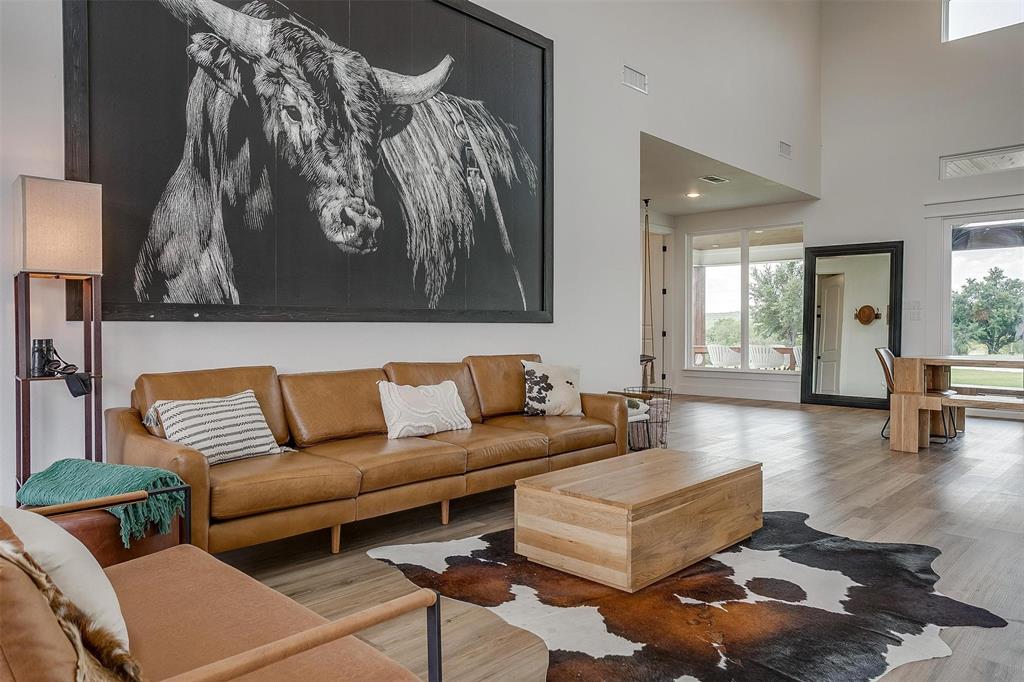 CastleBerry - Commercial Sale