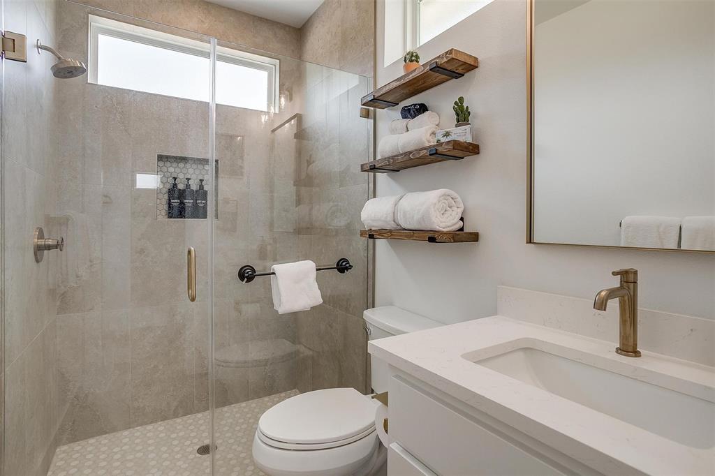 CastleBerry - Commercial Sale