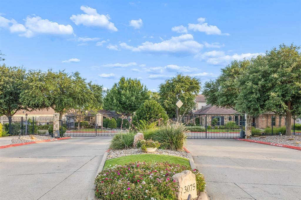 Villas At Willow Grove - Residential