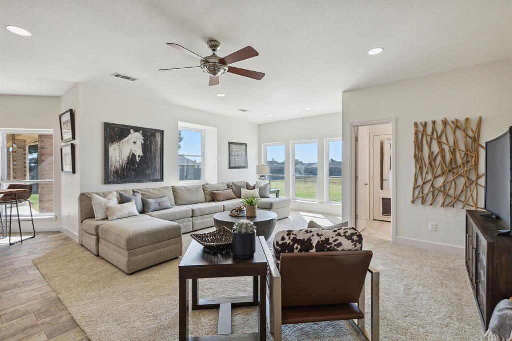 Winners Circle 1 & 2 & 3 & 4 - Residential Lease