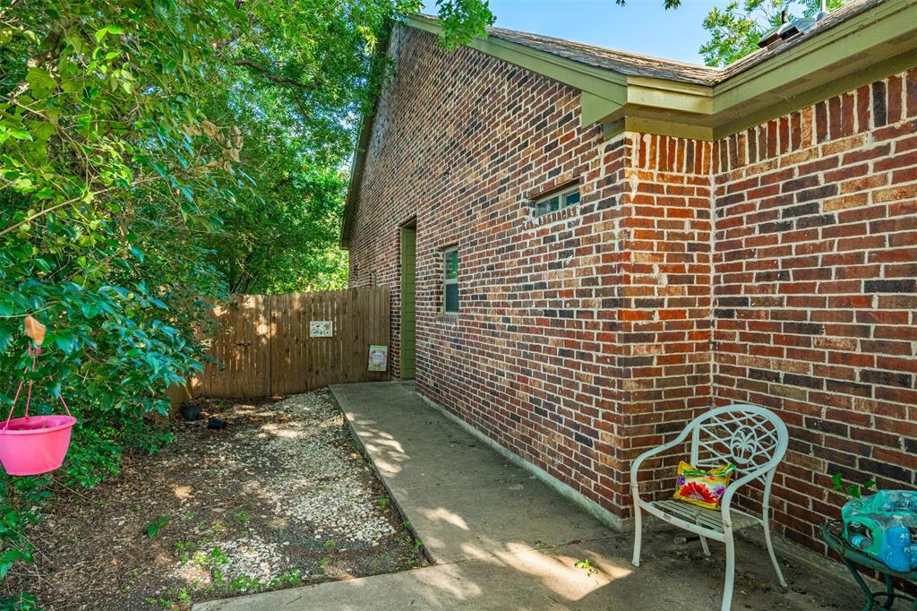 Benbrook Estates Add - Residential