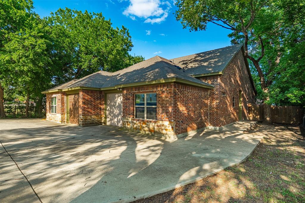 Benbrook Estates Add - Residential
