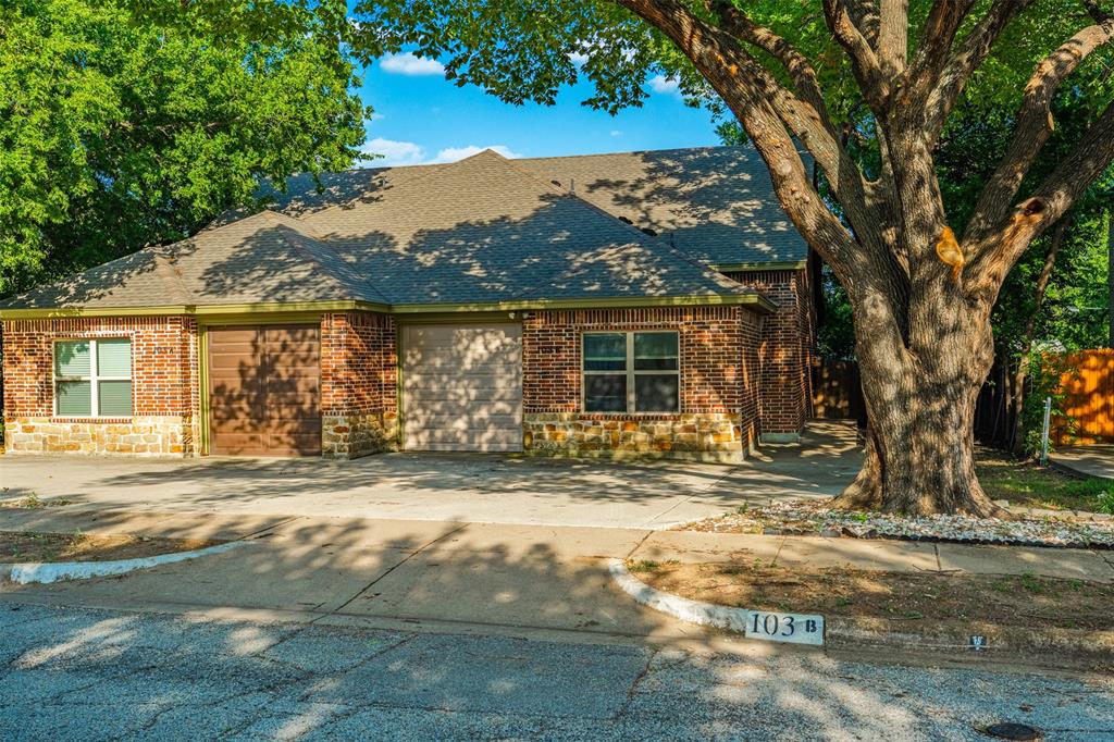 Benbrook Estates Add - Residential