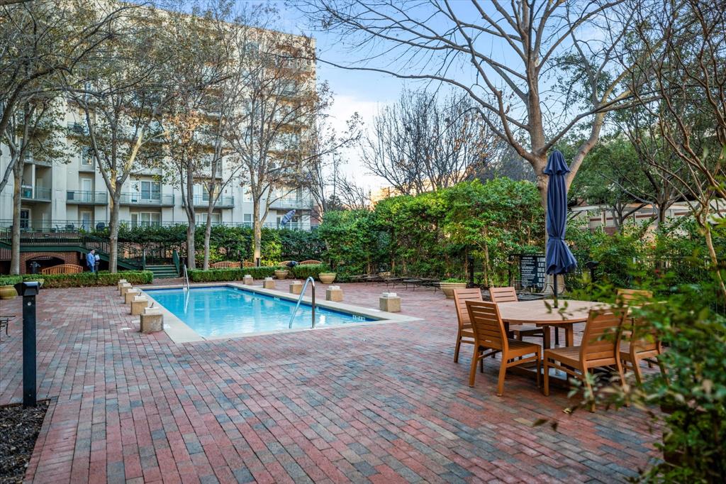 Aventura Condos - Residential