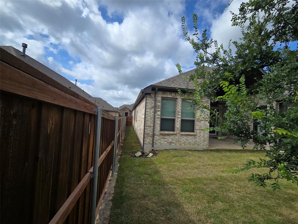 Trinity Falls - Residential
