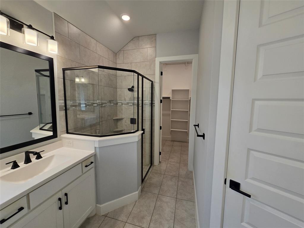 Trinity Falls - Residential
