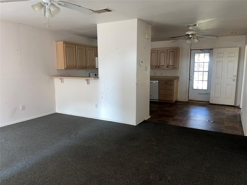 WESTHILL TERRACE - Residential Income