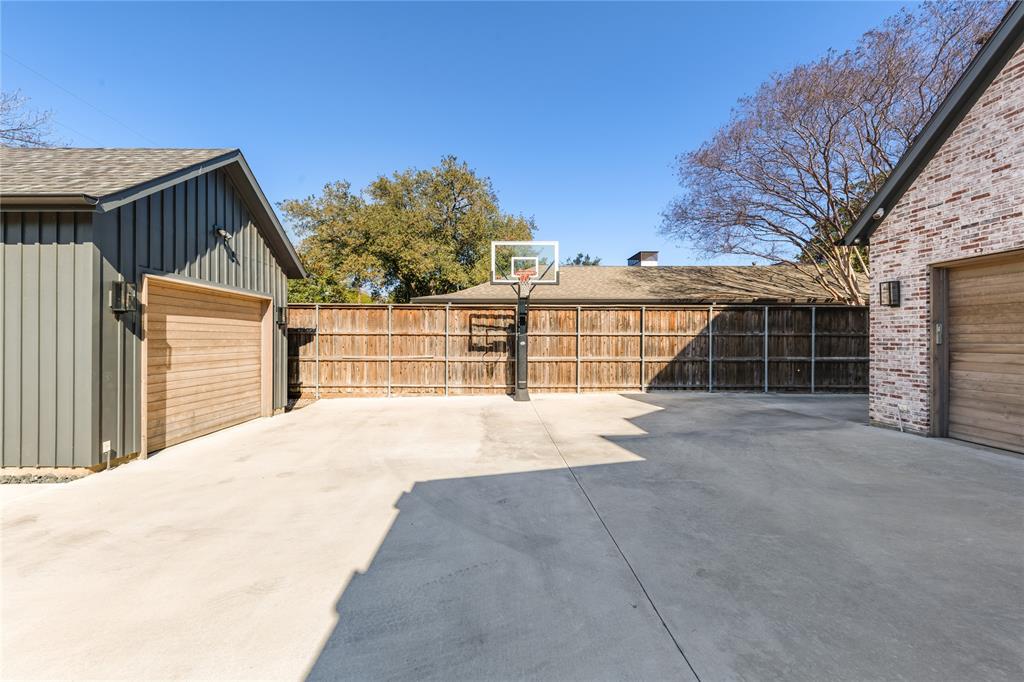 Midway Hills - Residential