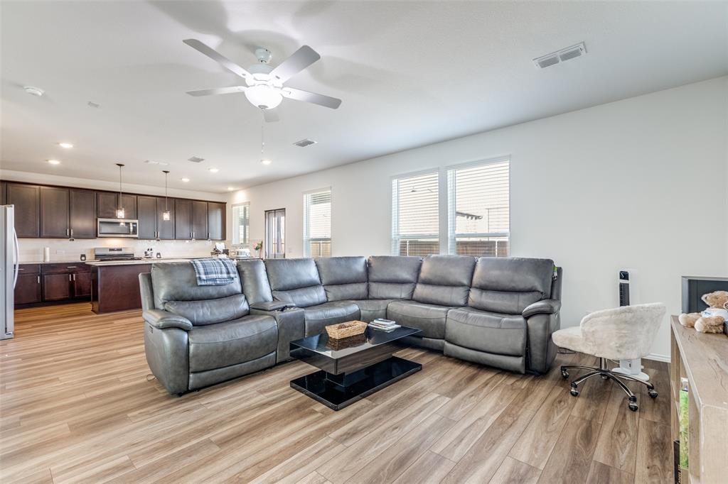 Whitewing Trails Ph 2b - Residential
