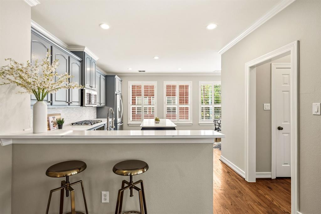 Hall Howell - Residential