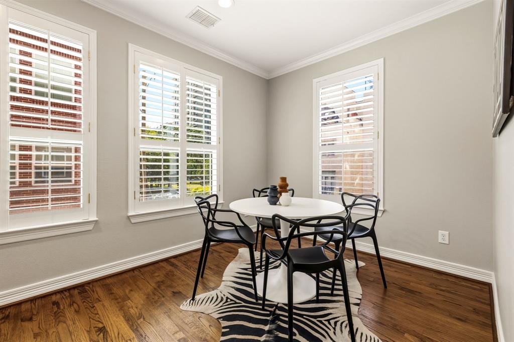 Hall Howell - Residential