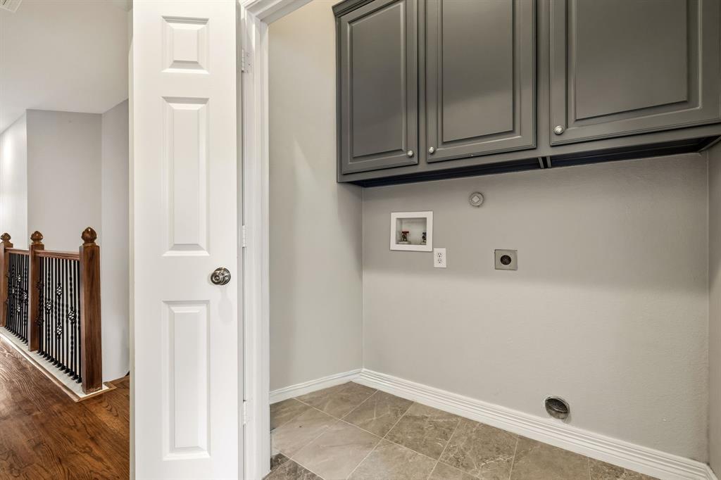 Hall Howell - Residential