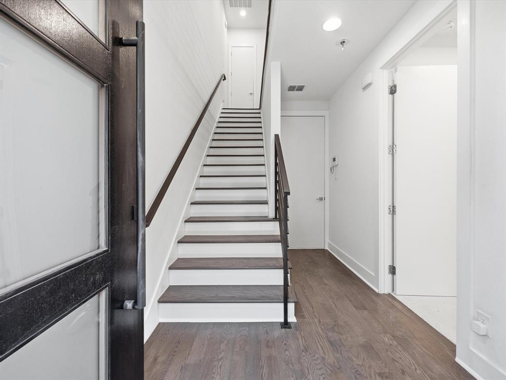 Drayton Court - Residential
