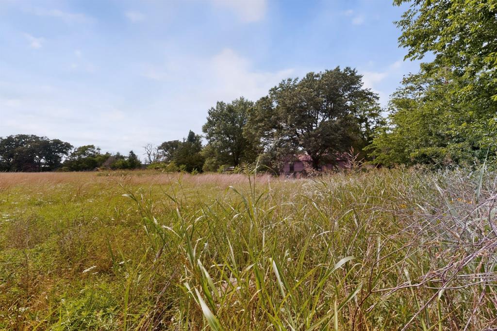 J ABLES, 3.0 ACRES, & HOUSE - Residential
