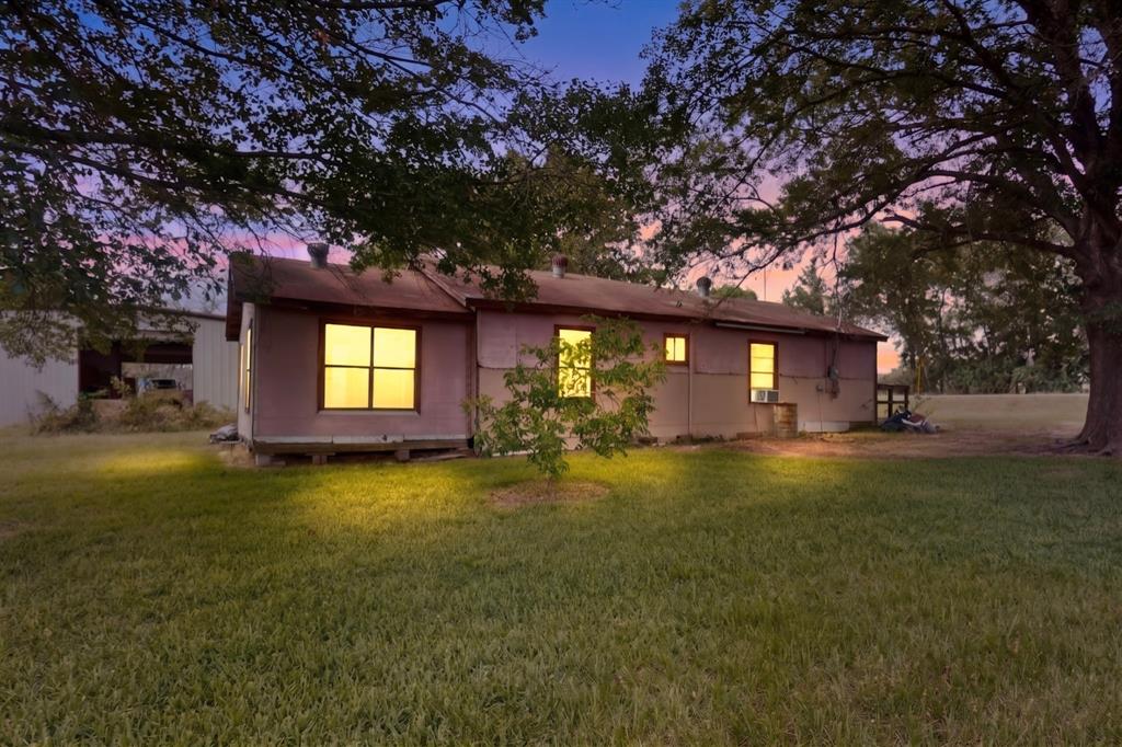 J ABLES, 3.0 ACRES, & HOUSE - Residential