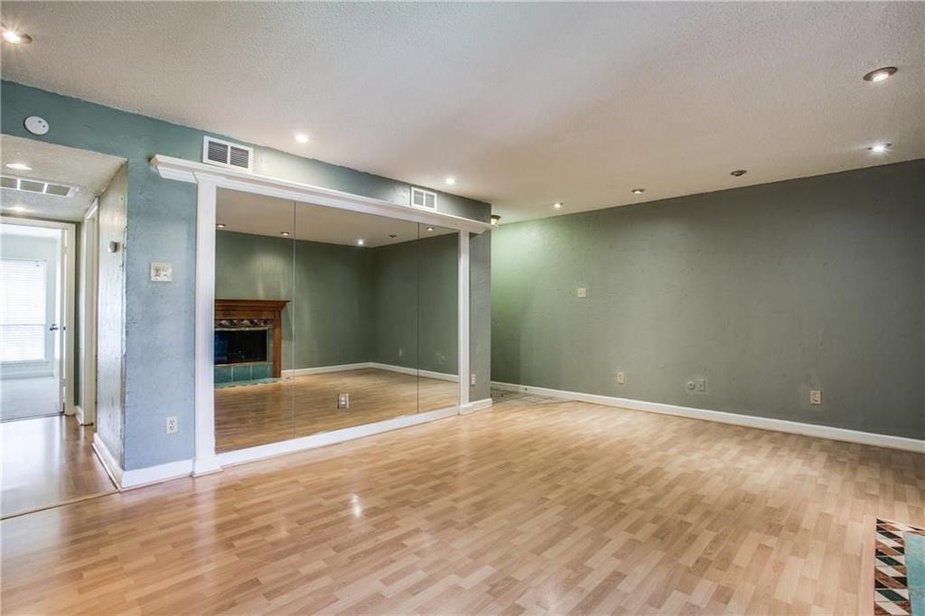 Arrangement Condo - Residential Lease