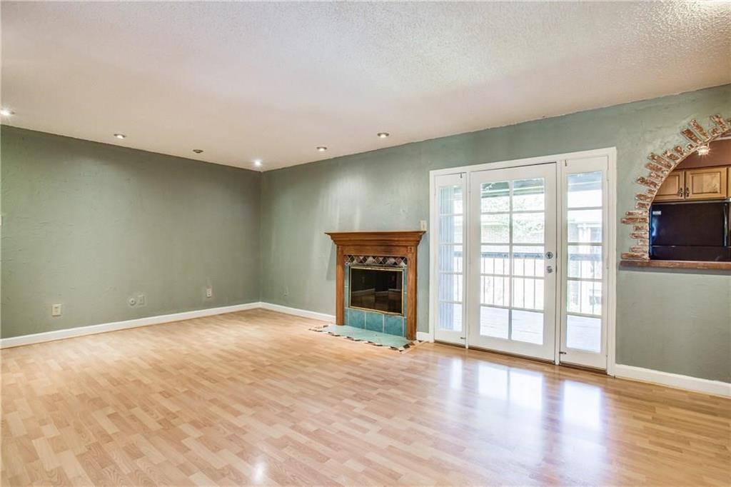 Arrangement Condo - Residential Lease