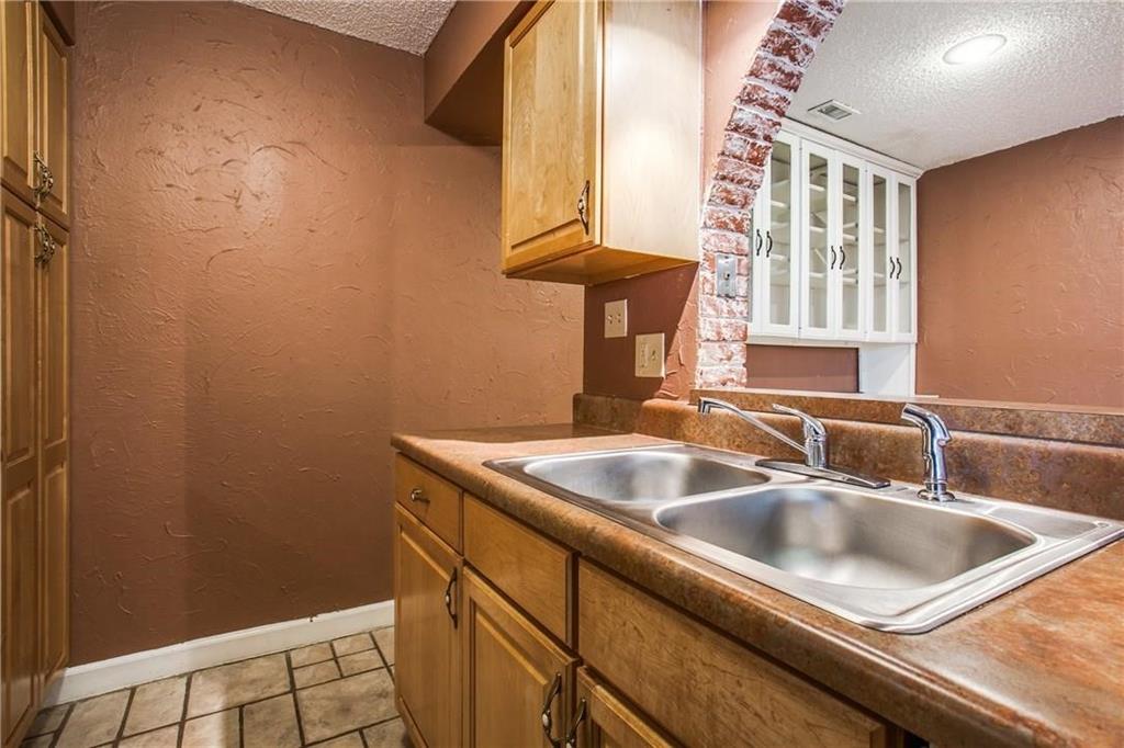 Arrangement Condo - Residential Lease