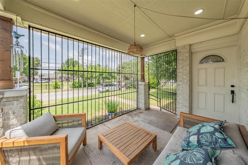 Ervay Street Heights - Residential