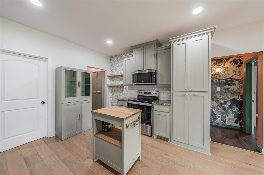 Ervay Street Heights - Residential