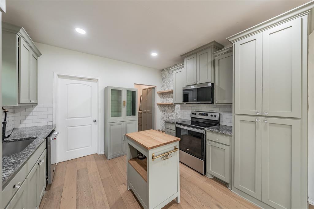 Ervay Street Heights - Residential