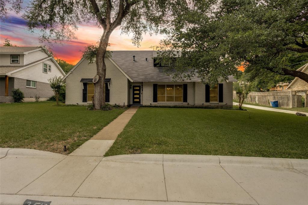 Glen Oaks #11 - Residential