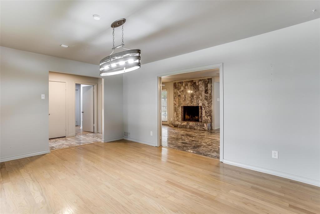 Glen Oaks #11 - Residential