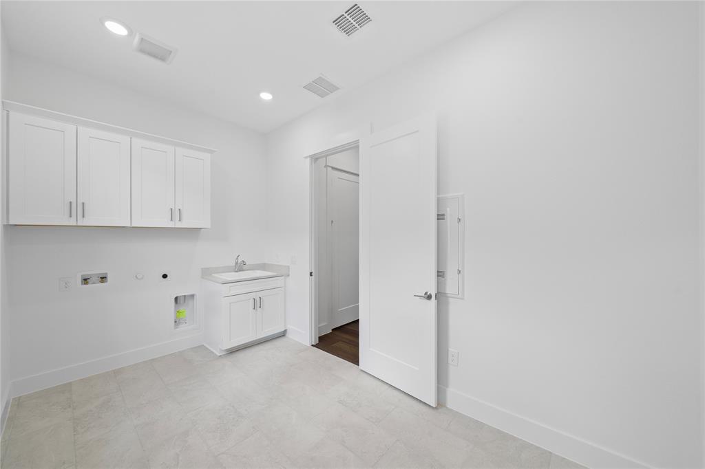 Del Webb Trininty Falls - Residential