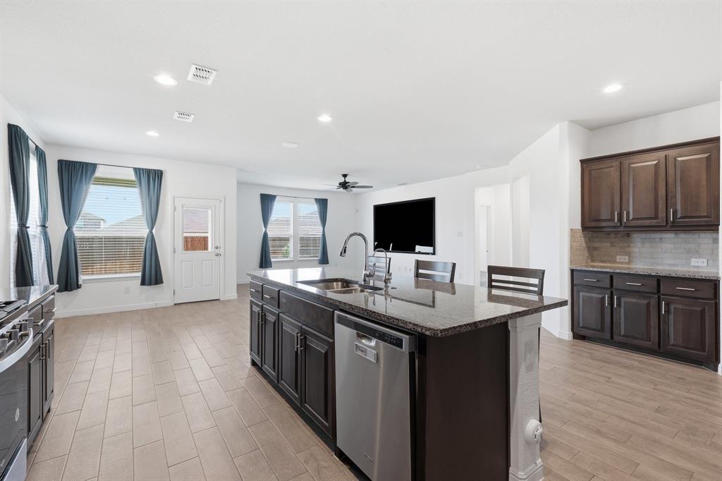 Trails of Elizabeth Crk - Residential