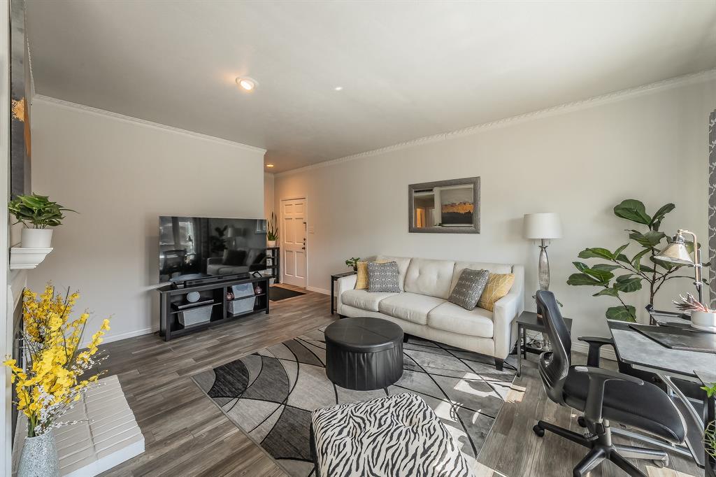Royale Orleans South Condo - Residential