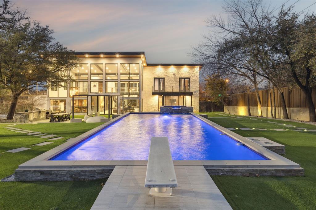 Strong & Crossen - Residential