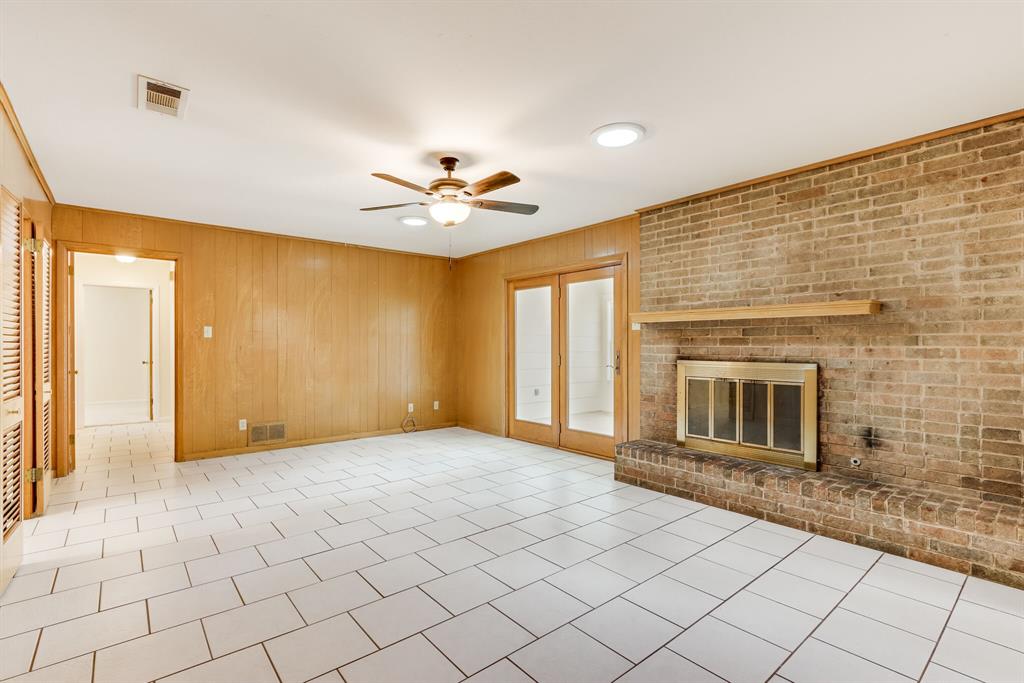 Royal Acres Add - Residential Lease