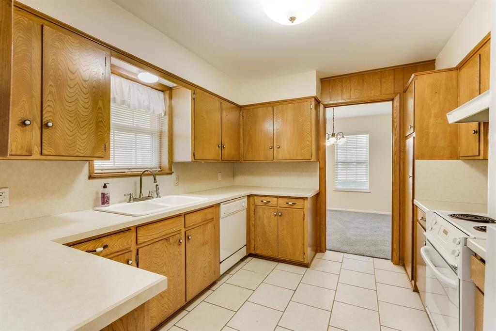 Royal Acres Add - Residential Lease