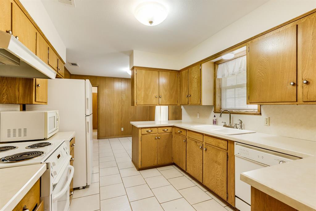 Royal Acres Add - Residential Lease