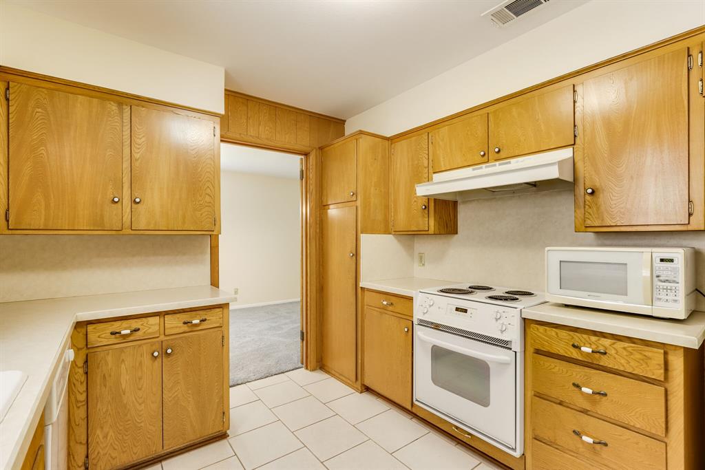 Royal Acres Add - Residential Lease
