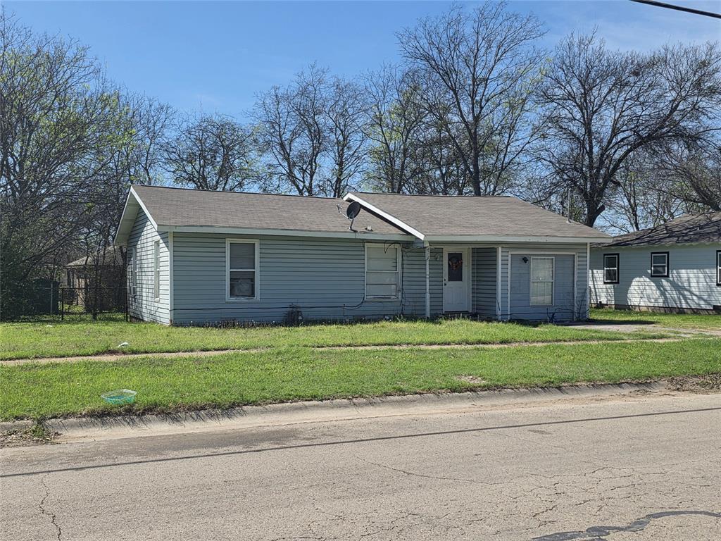 So many options. Full of possibilities and packed with potential, this 3-bedroom, 1-bath home in Cleburne can be yours.  Whether you’re looking for your 1st home, wanting to down size or build your investor portfolio. This home is ready for a new owner to add their personal touch and restore its full sparkle. Home features a large kitchen. Utility room for full washer and dryer.  Nice fenced backyard. Conveniently located near schools, parks, shopping, and downtown amenities. Home can also be packaged with 4 other homes that are offered for sale as well. All MLS# for properties offer for sale 21211282, 21211302, 21214411. 21214430 and 21214445. Home and property are being sold “as-is” “where-is”.