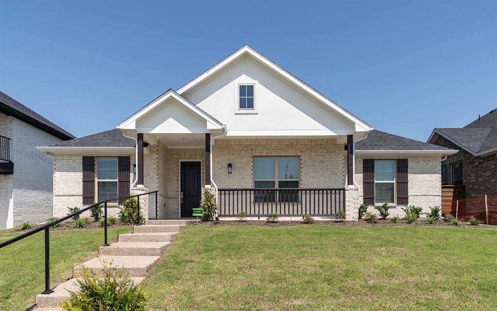 The Nicklaus floor plan includes four bedrooms, three-and-a-half bathrooms, and a study! Gorgeous home in Solterra, Texas by CastleRock.