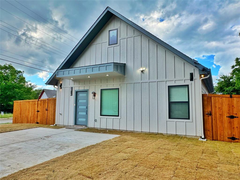 This beautifully crafted 2026 built duplex offers a fantastic opportunity for investors or those seeking Multi-generational living in the heart of the town of Greenville. The property features two spacious units, each with 3 bedrooms and 2 bathrooms, Washer and Dryer connections. Every exterior detail has been thoughtfully made, including a modern front face, siding, rain gutters, a private yard for each unit. There is no owners’ association. Each unit is move in ready, with modern matte black finishes throughout, LVP flooring, carpet and much more. The property boasts with a bright kitchen with brand-new appliances, microwave, stove and dishwasher. The property sits on a corner lot with ample parking, making it perfect for residents and guests alike. You’ll also appreciate the proximity with a short 4 minute drive to Downtown Greenville, with the town of Rockwall just 30 minutes away. Don’t miss out on this rare opportunity to own a newly built duplex. Schedule a tour today!