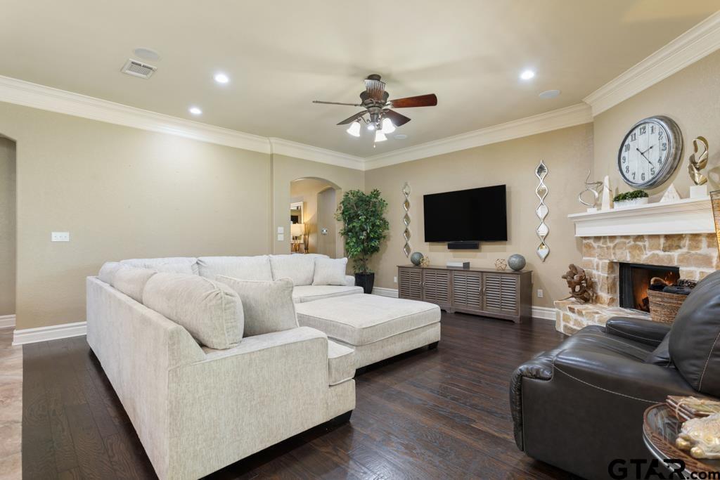 Walnut Hill Village - Residential