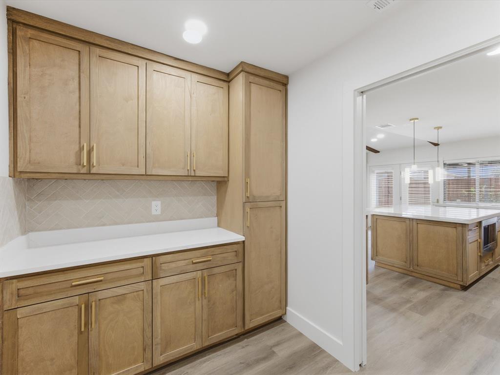 Woodlake 8 - Residential