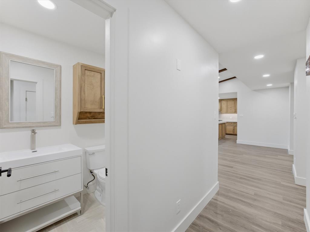 Woodlake 8 - Residential