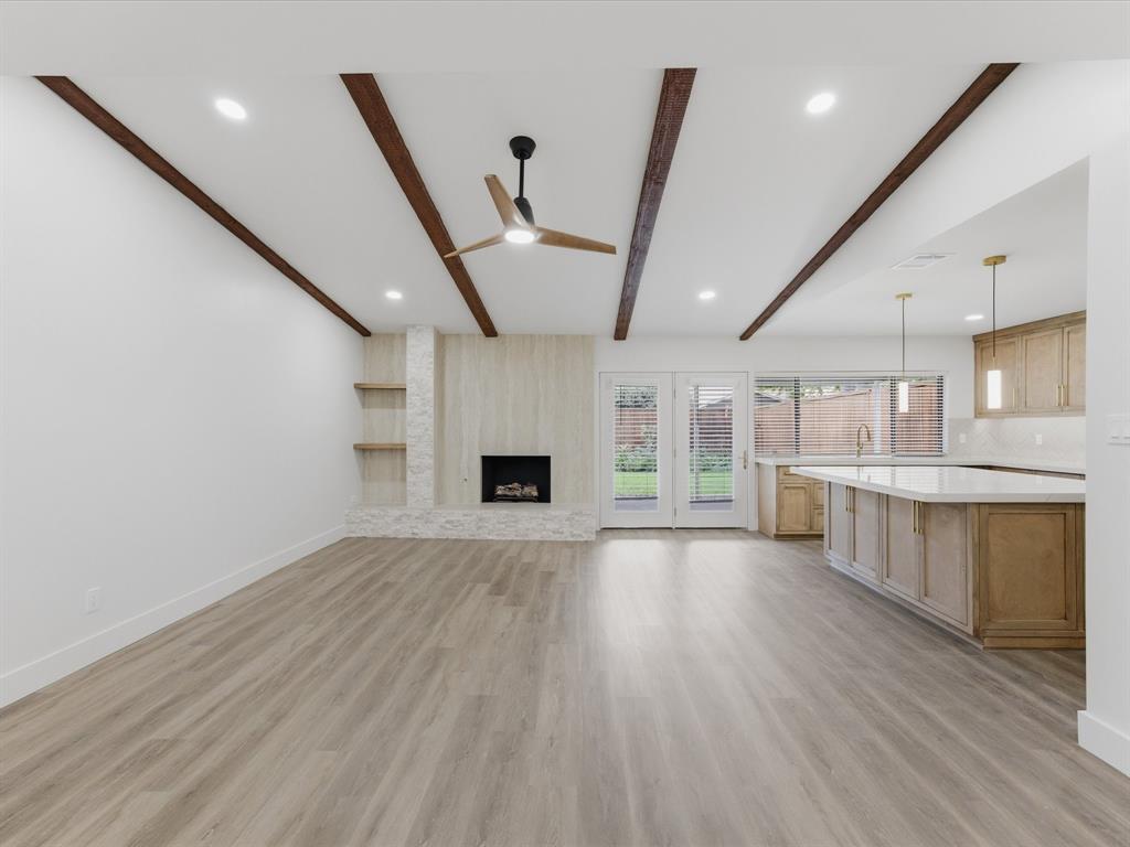 Woodlake 8 - Residential