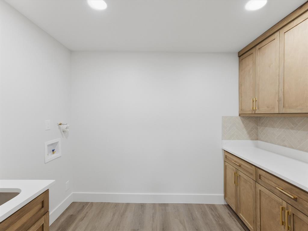 Woodlake 8 - Residential